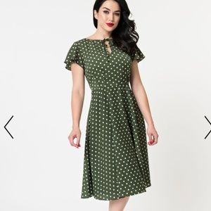 Unique Vintage Green & White Dot Dress L
